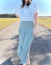 Load image into Gallery viewer, Sage Shoreline Skirt